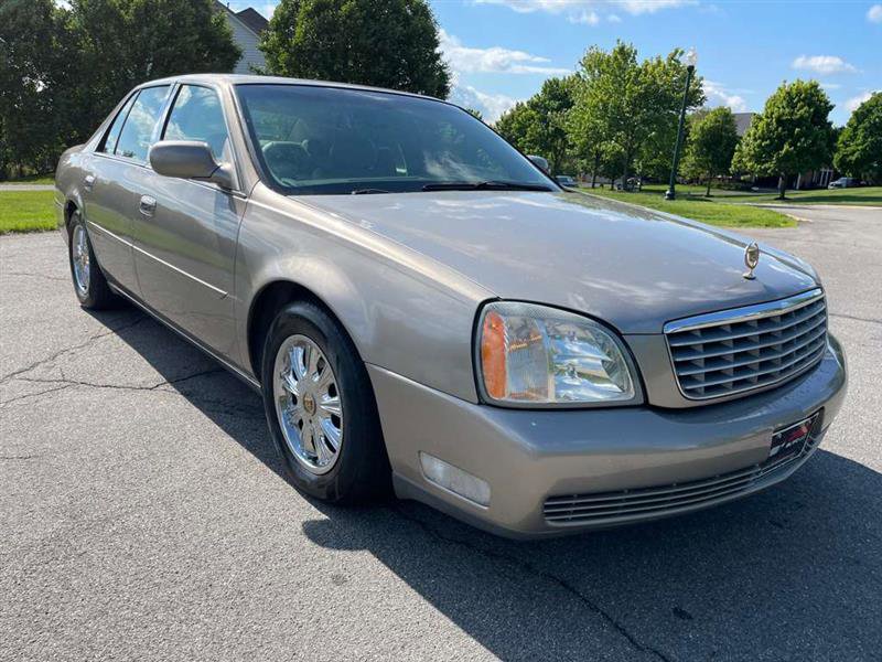 Used 2003 Cadillac De Ville w/ Comfort & Convenience Package FWD image 4