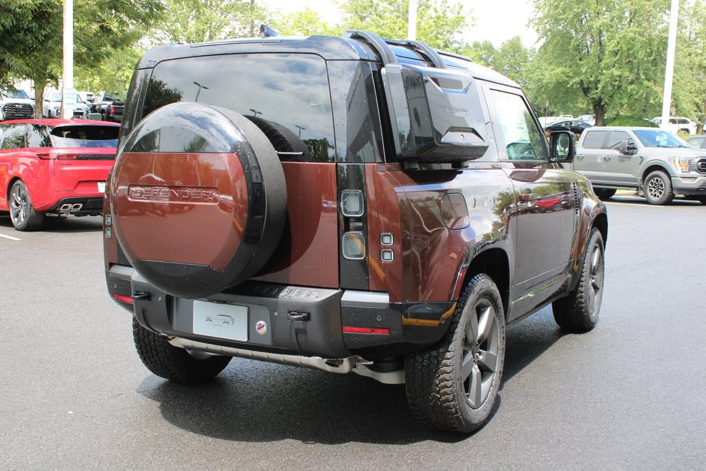 New 2026 Land Rover Defender 90 X-Dynamic SE AWD/4WD image 4