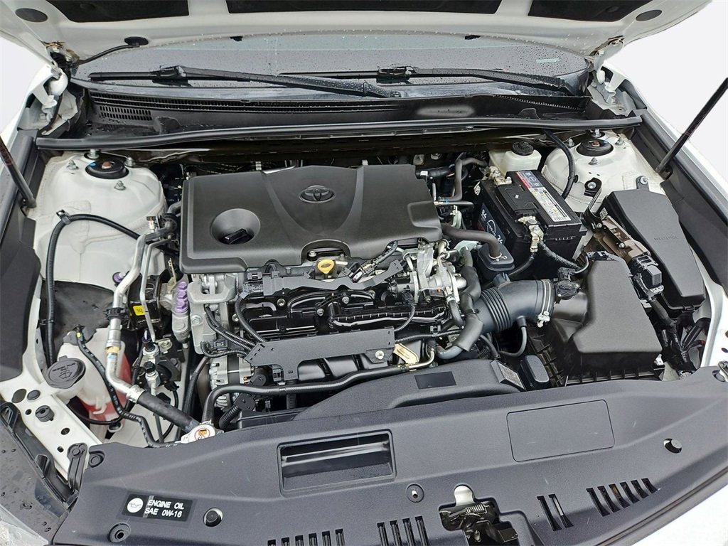 Used 2020 Toyota Camry SE image 30