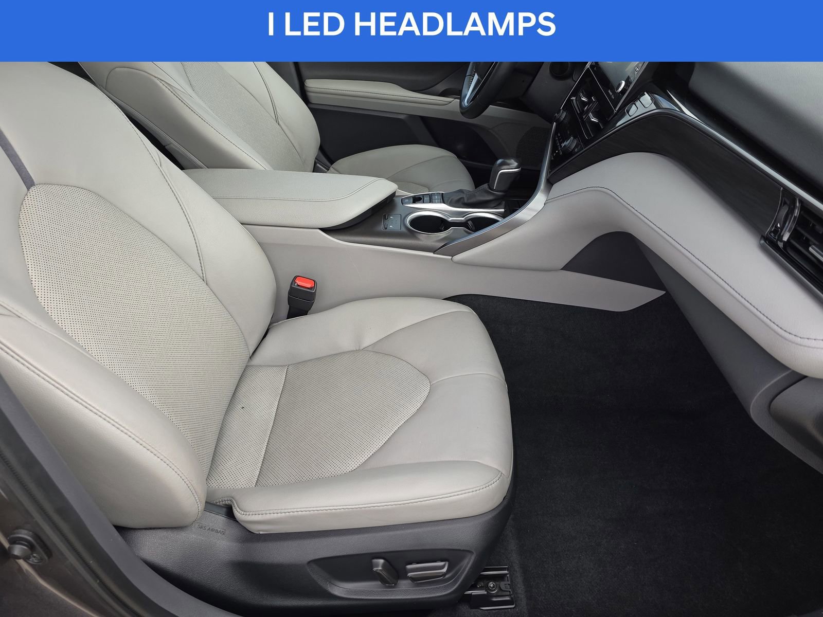 Used 2023 Toyota Camry XLE image 15