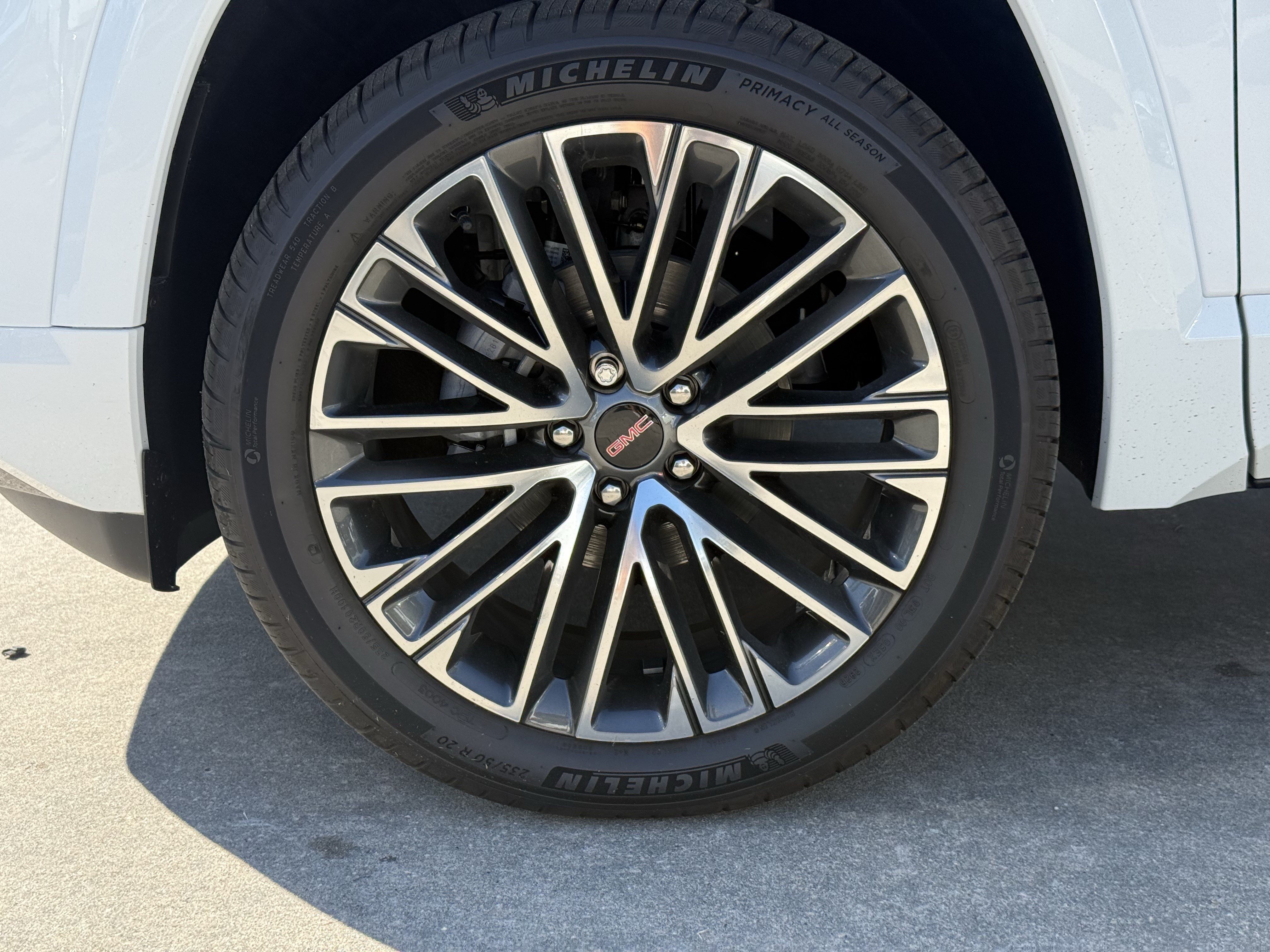 New 2027 GMC Terrain Denali AWD/4WD image 9