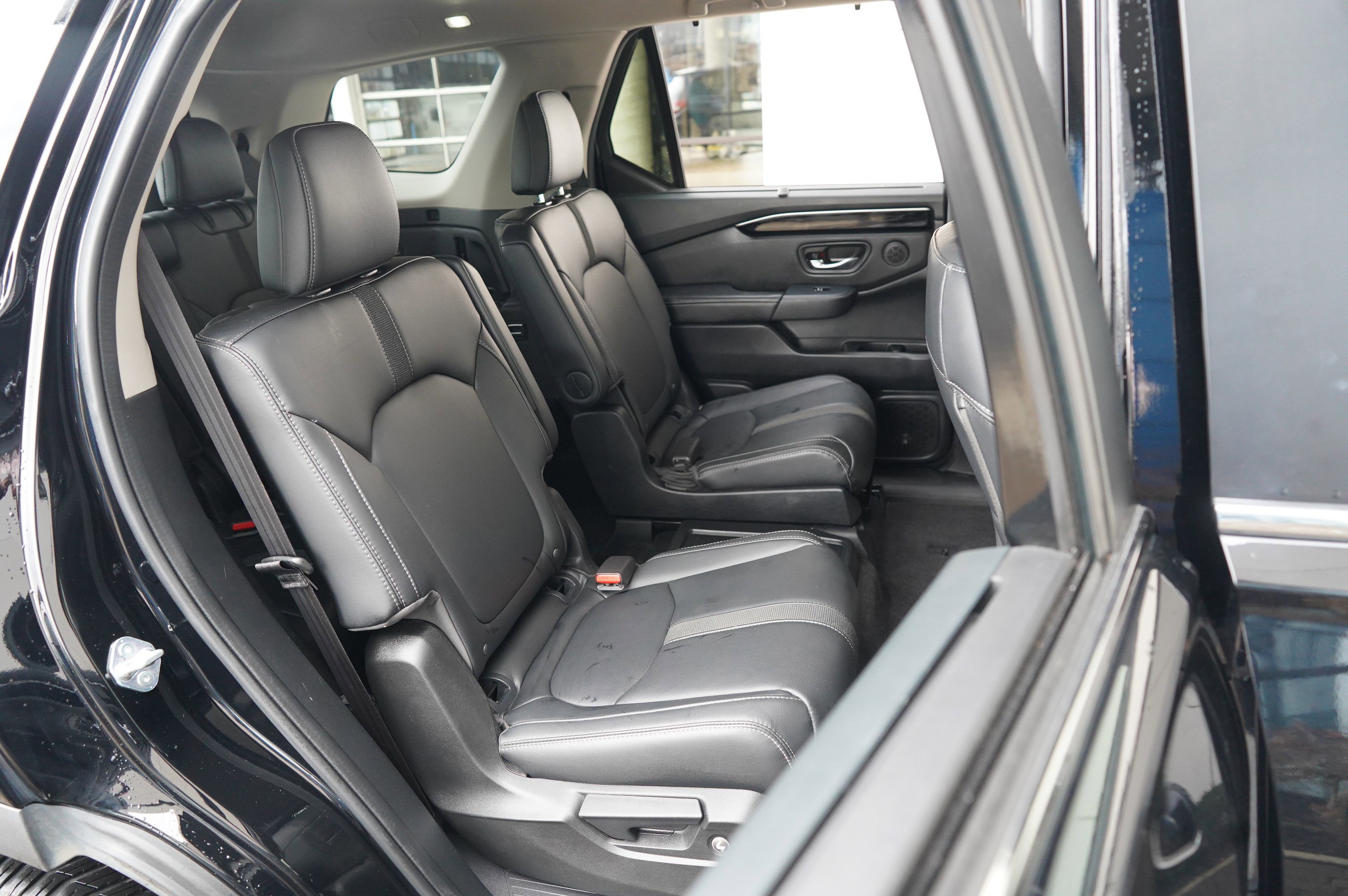 Used 2023 Honda Pilot EX-L image 39