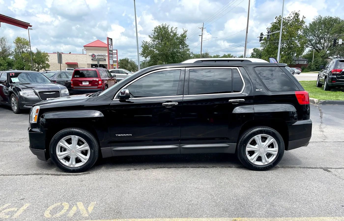 Used 2017 GMC Terrain SLT image 3
