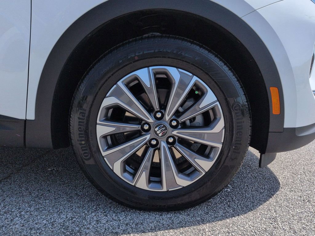 Used 2025 Buick Envision Preferred image 11