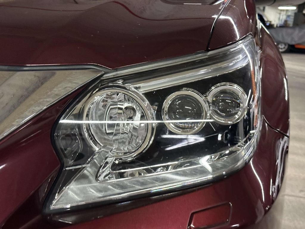Used 2019 Lexus GX 460 Premium w/ Premium Package AWD/4WD image 9