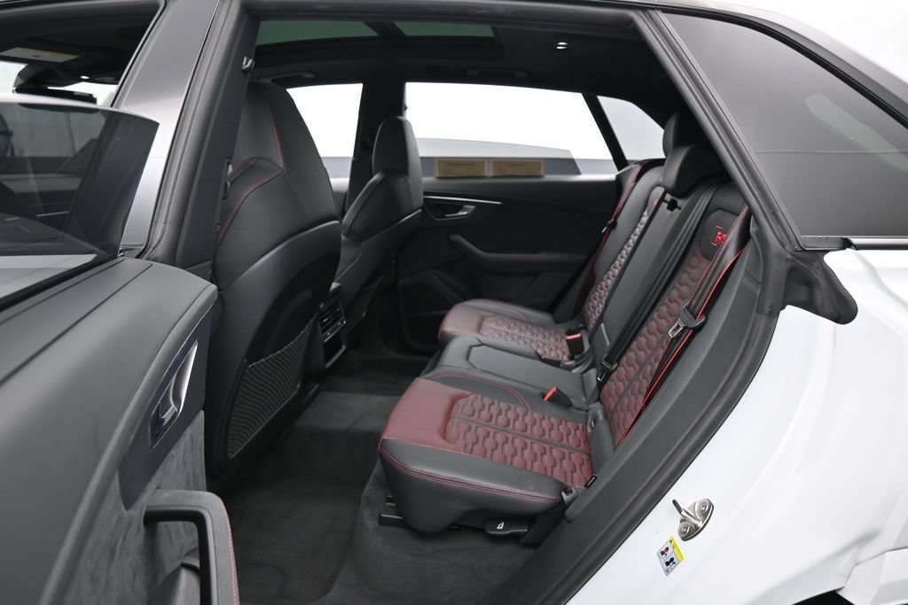 Used 2026 Audi RS Q8 performance AWD/4WD image 40