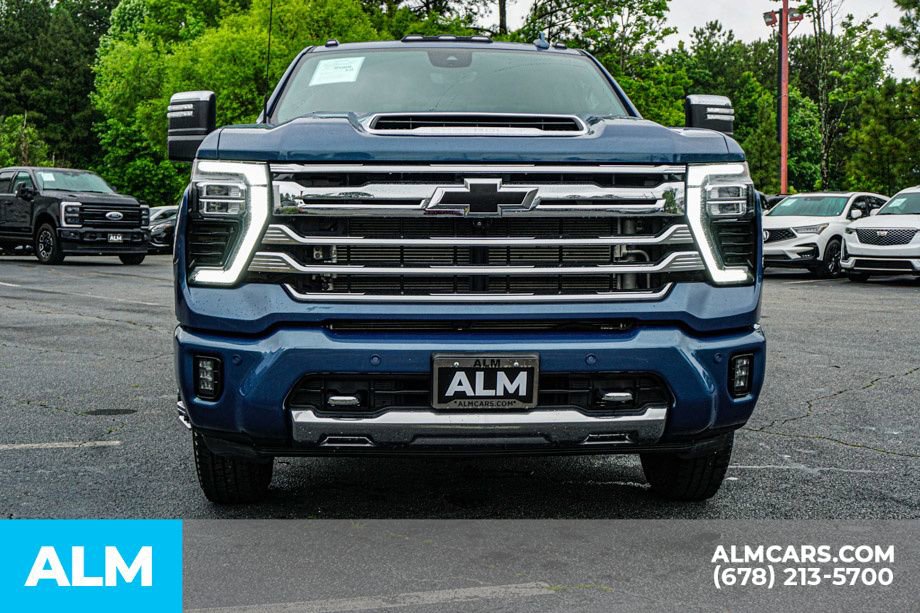 Used 2024 Chevrolet Silverado 3500 High Country w/ High Country Premium Package AWD/4WD image 10