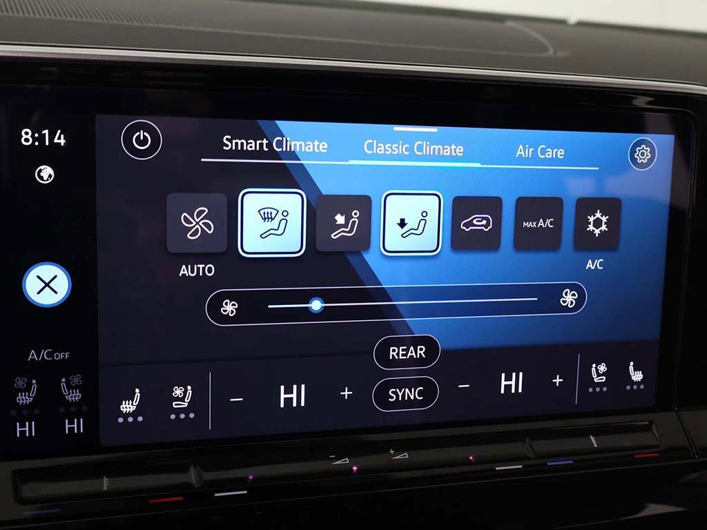 Used 2024 Volkswagen Atlas SE image 49