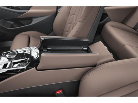 New 2027 BMW 550e xDrive AWD/4WD image 16