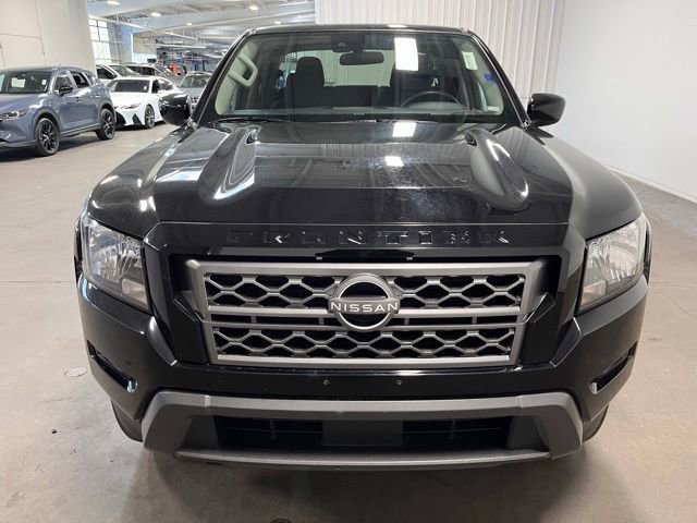 Used 2024 Nissan Frontier SV image 8