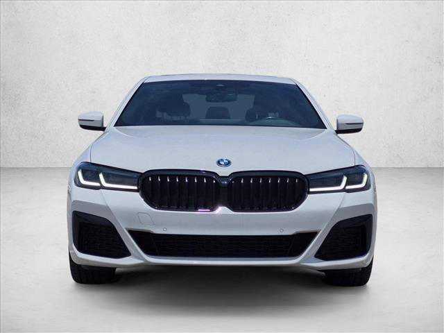 Used 2022 BMW 530e w/ M Sport Package RWD image 2