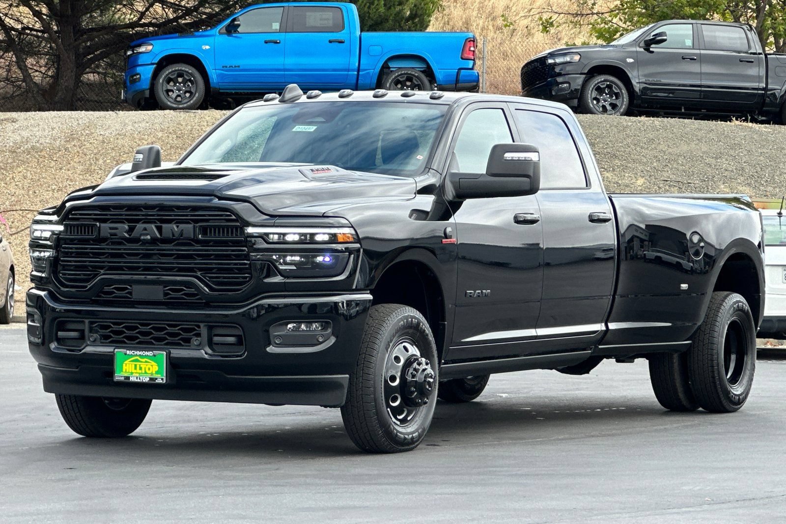 New 2026 RAM 3500 Laramie AWD/4WD image 8