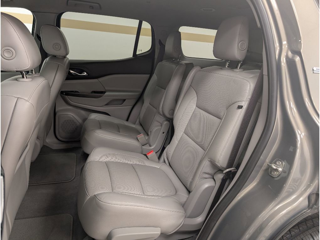 Used 2019 GMC Acadia SLT image 15