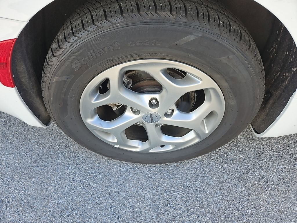 Used 2024 Chrysler Pacifica Limited image 11