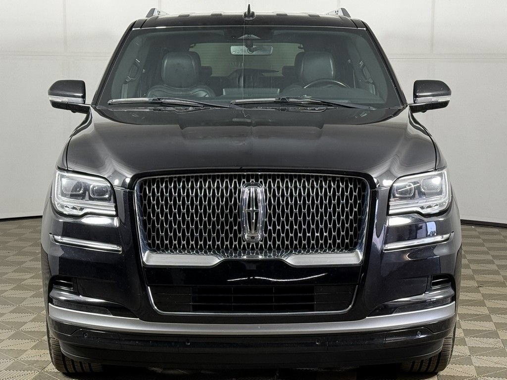 Used 2024 Lincoln Navigator L 4WD image 13
