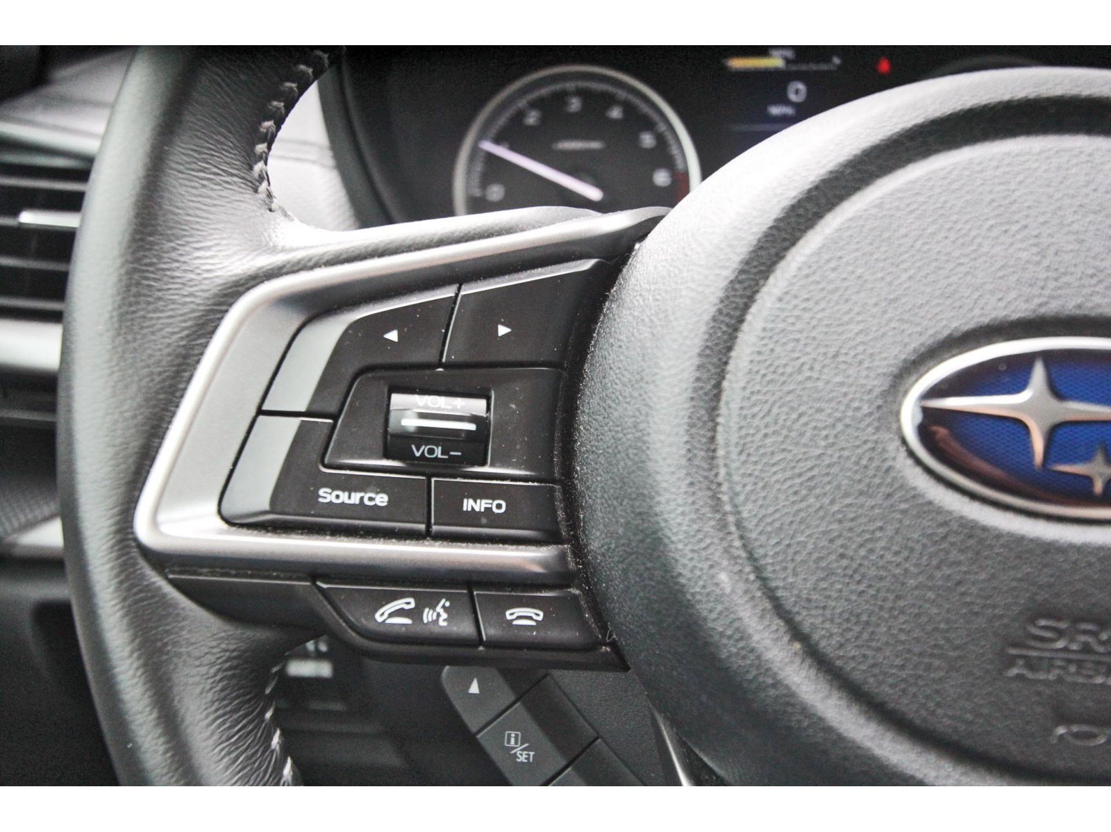 Used 2021 Subaru Forester Premium AWD/4WD image 15