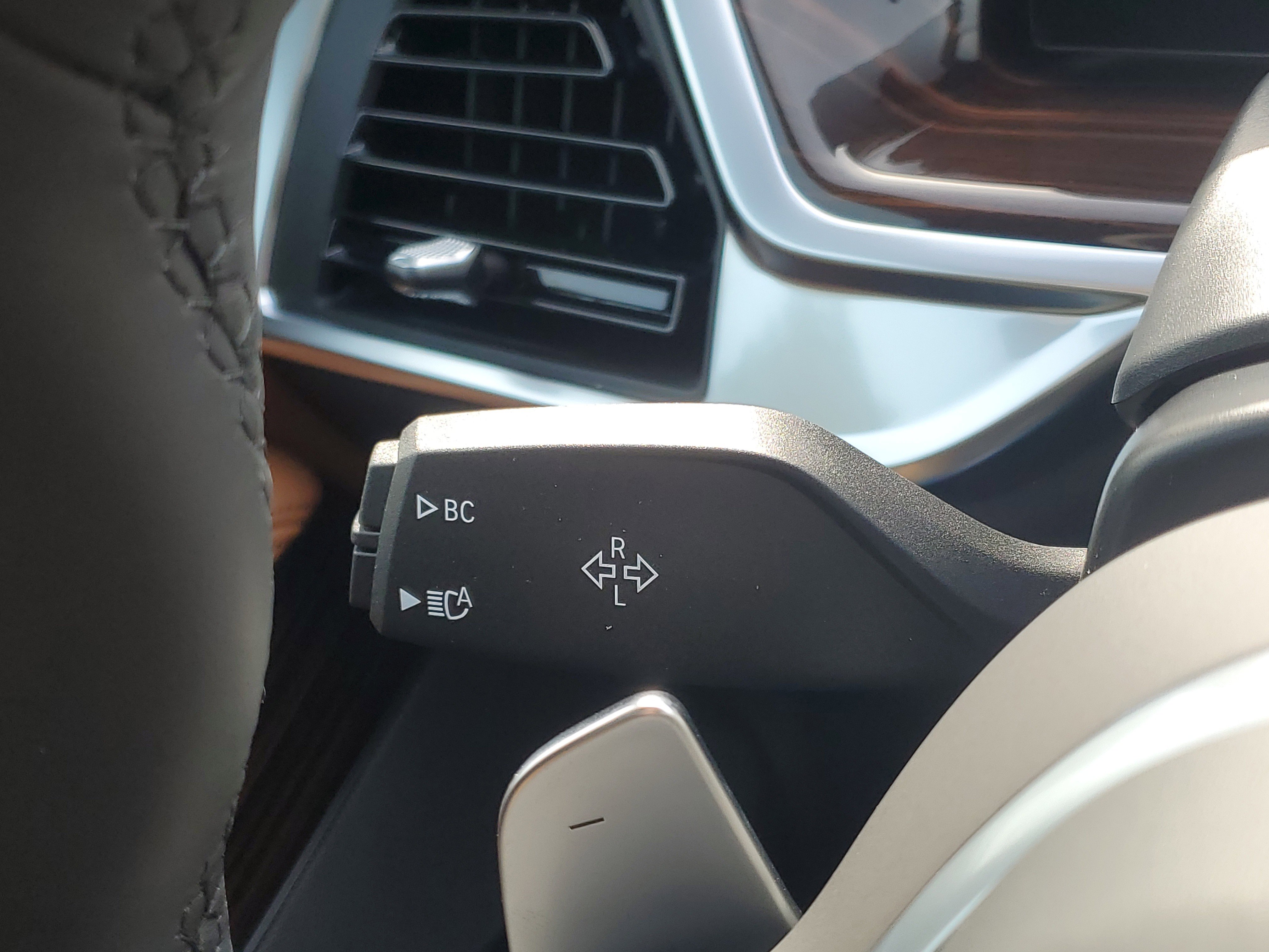 New 2026 BMW X5 xDrive40i w/ M Sport Package image 14