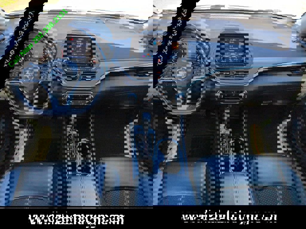 Used 2024 Nissan Altima 2.5 SR image 9