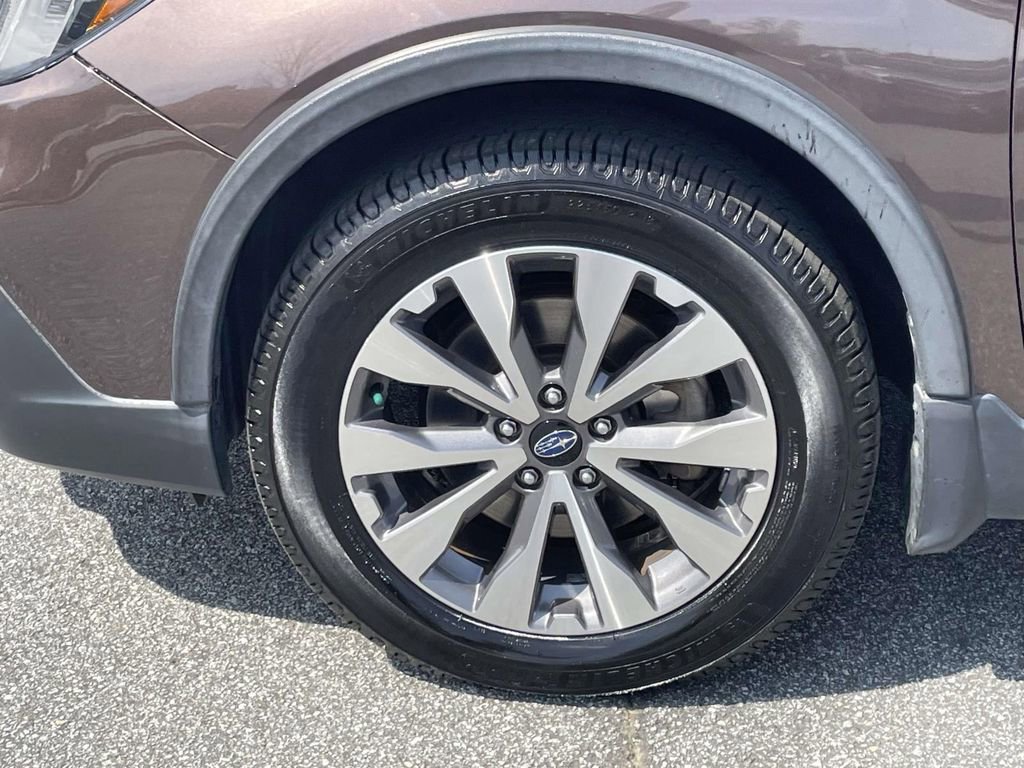 Used 2019 Subaru Outback 3.6R Touring w/ Popular Package #3A image 9