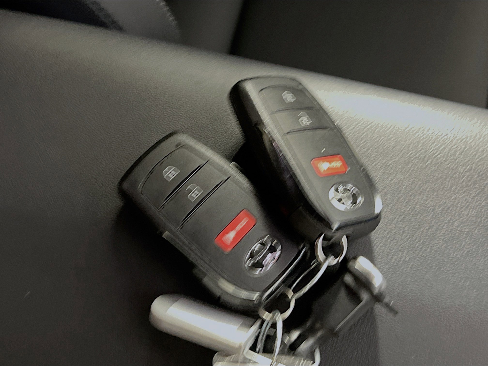 Used 2026 Toyota Prius Plug-In Hybrid image 36