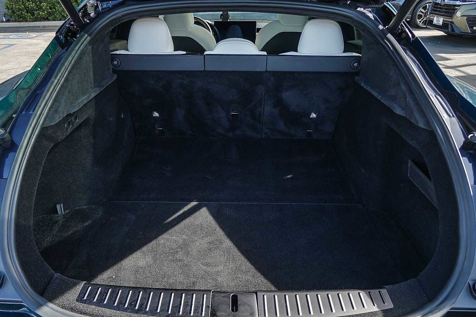 Used 2024 Tesla Model S AWD/4WD image 29