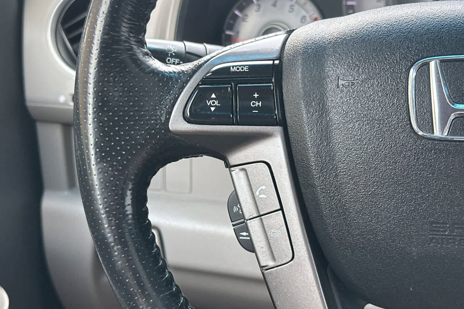 Used 2015 Honda Pilot Touring image 28