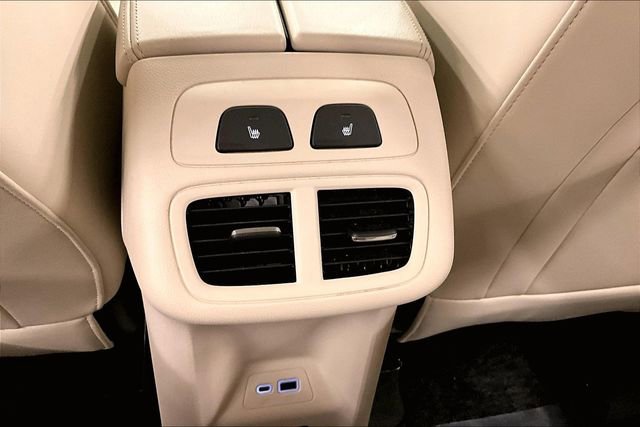 Used 2023 Buick Envision Avenir image 31