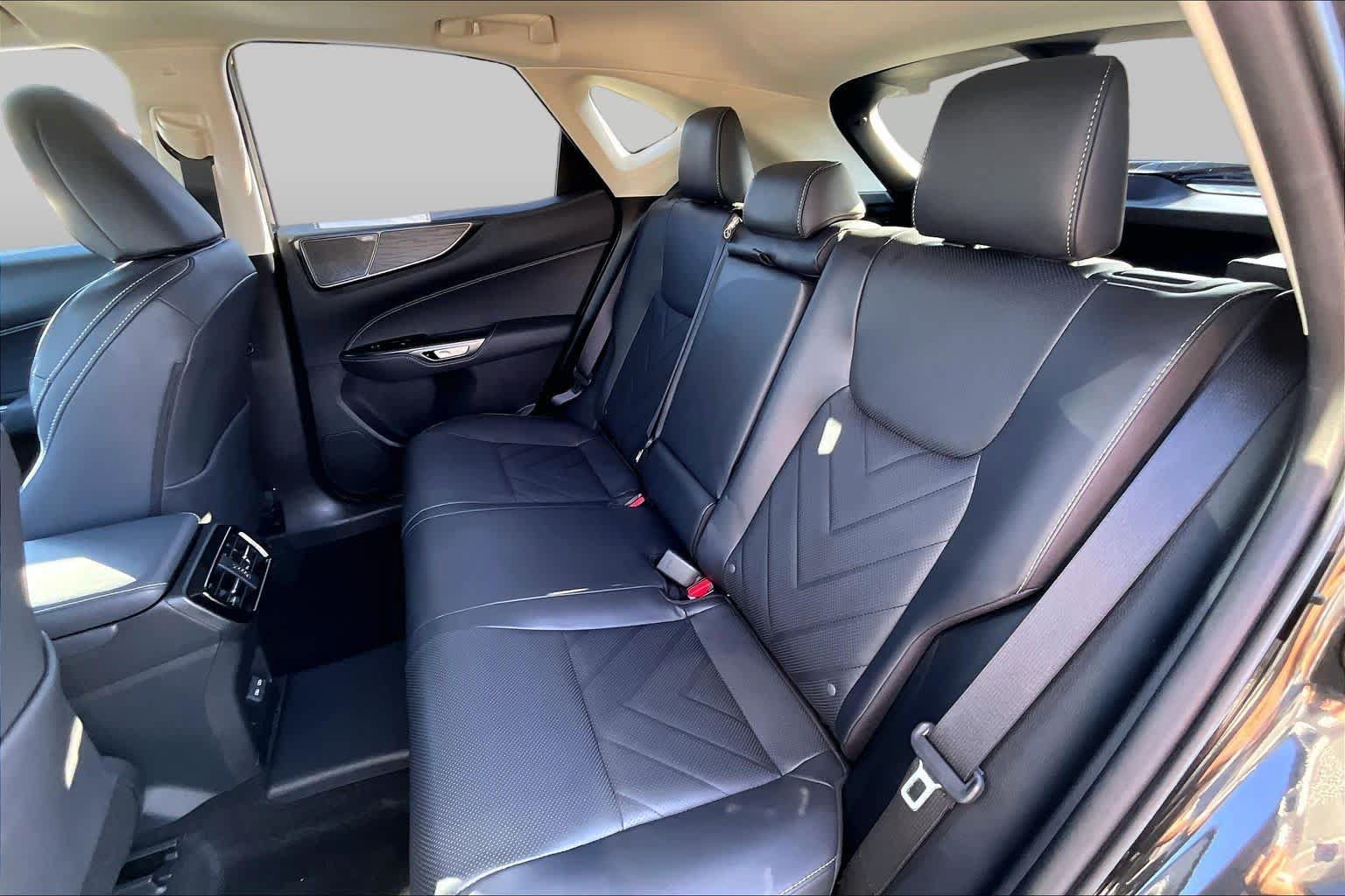 Certified 2025 Lexus NX 450h+ AWD w/ Accessory Package (Z1) image 18