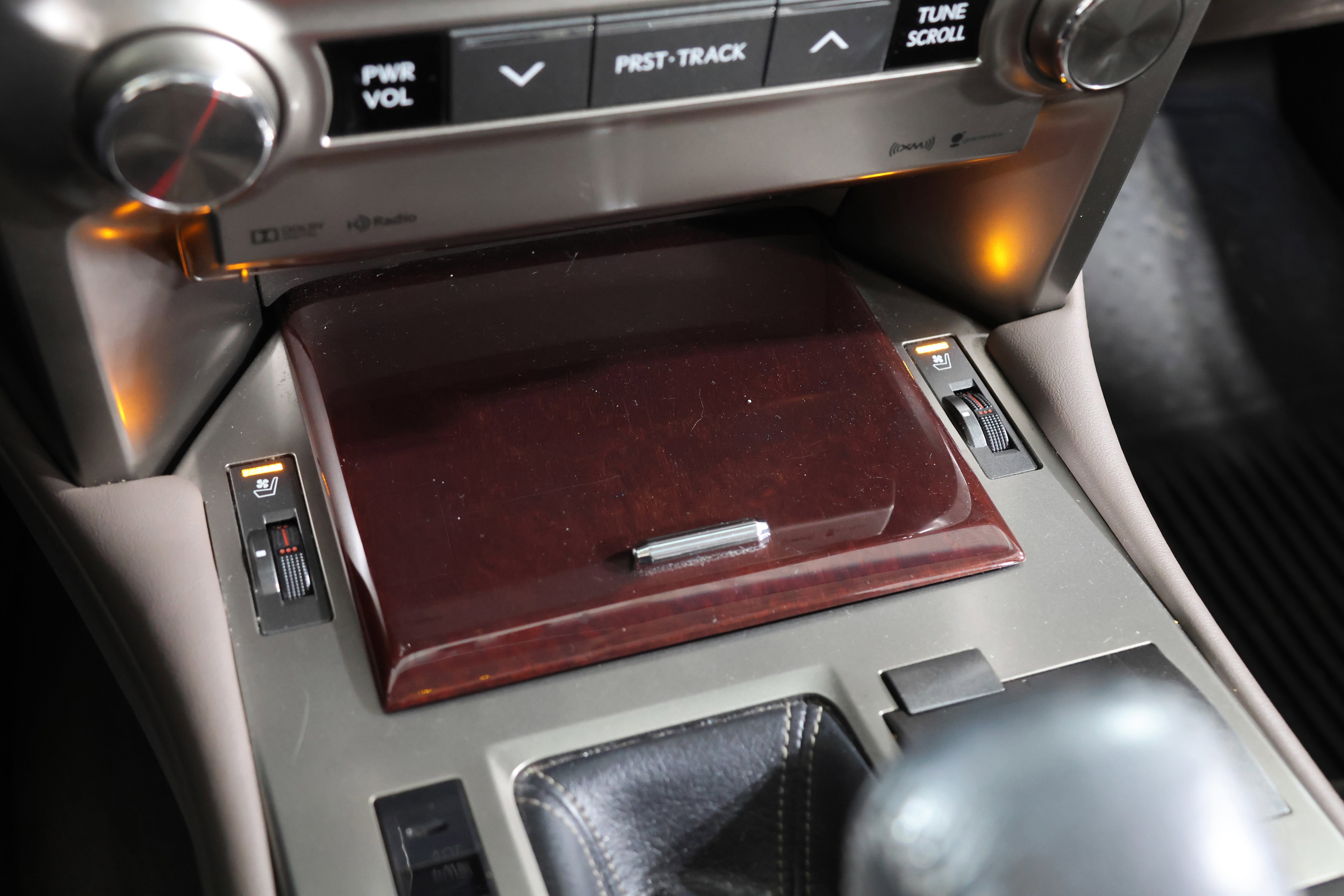 Used 2014 Lexus GX 460 image 29