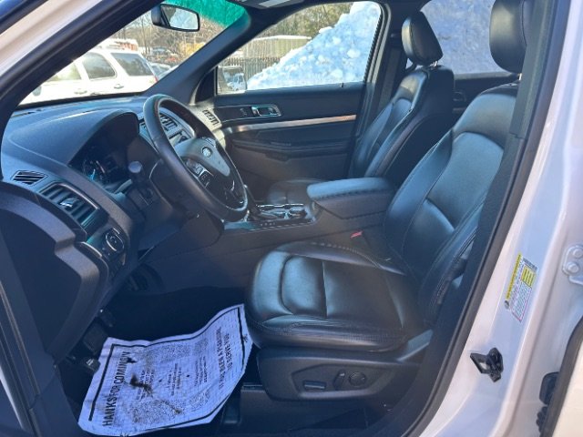 Used 2019 Ford Explorer XLT w/ Equipment Group 202A image 16