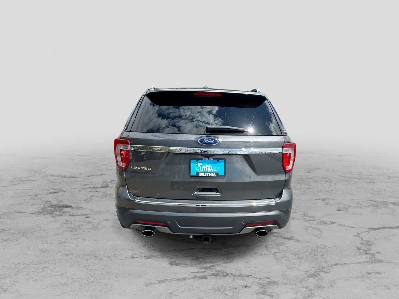 Used 2018 Ford Explorer Limited w/ Ford Safe & Smart Package FWD image 7