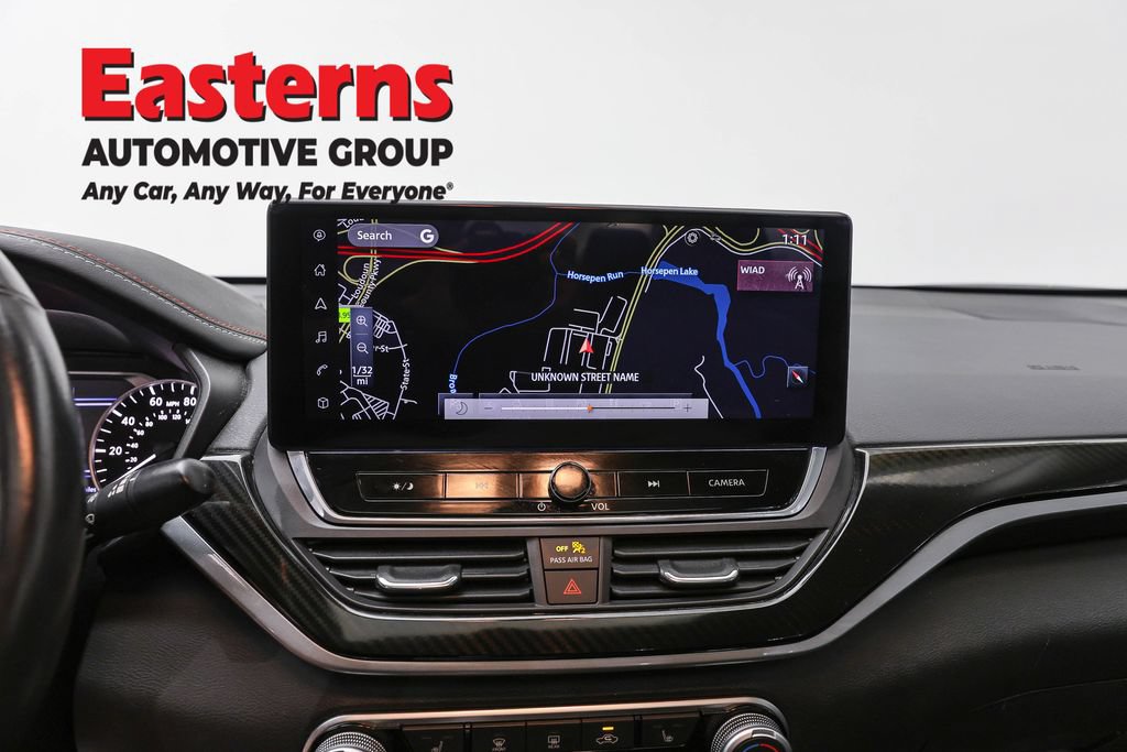 Used 2023 Nissan Altima 2.5 SR w/ SR Premium Package FWD image 12