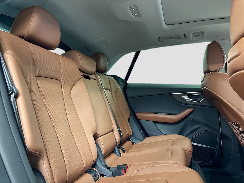 Certified 2022 Audi Q8 Premium Plus AWD/4WD image 16