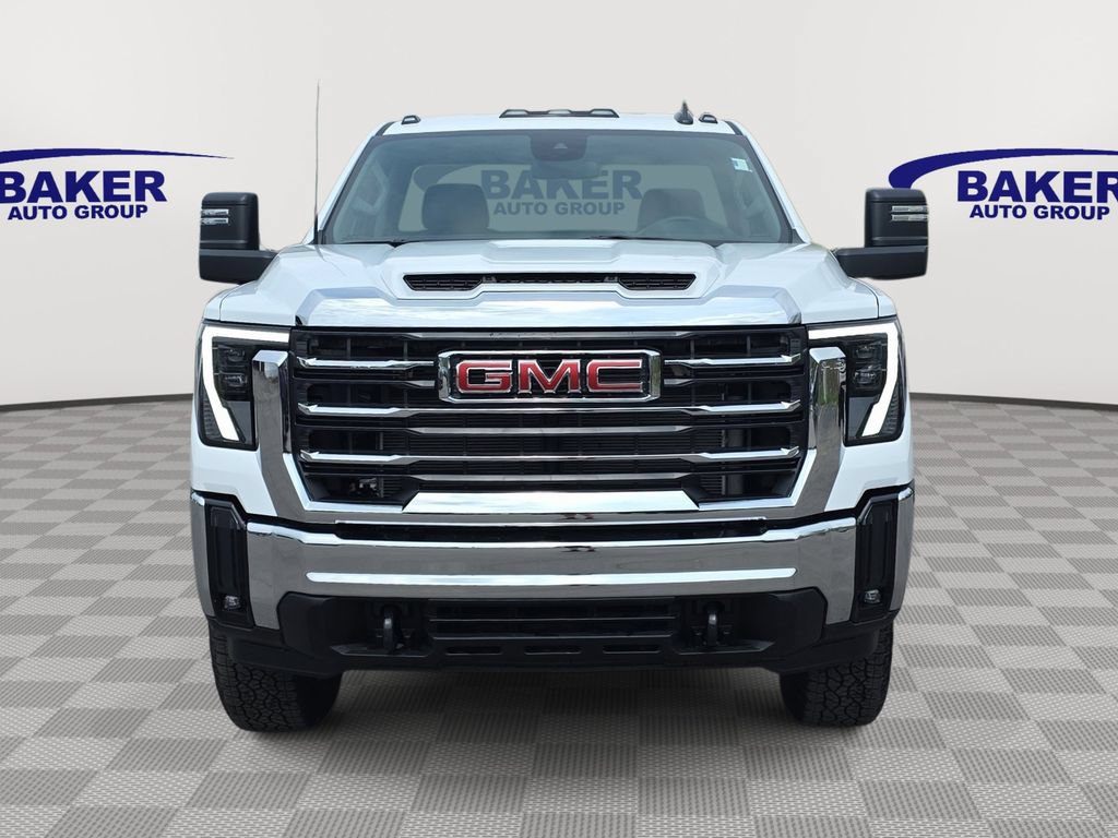 New 2026 GMC Sierra 2500 SLE AWD/4WD image 2