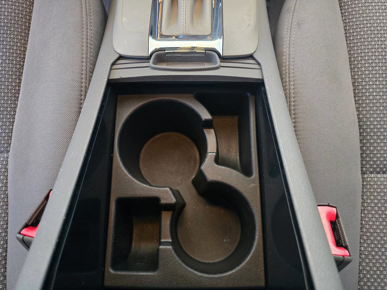 Used 2011 Chevrolet Malibu LS image 40