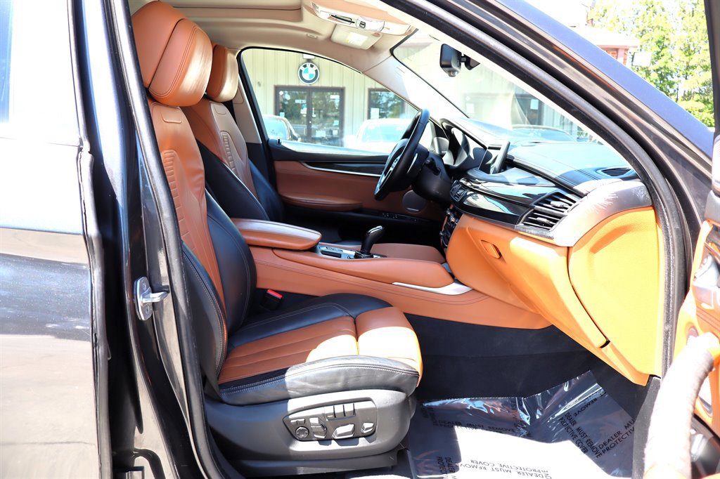 Used 2015 BMW X6 xDrive50i AWD/4WD image 18