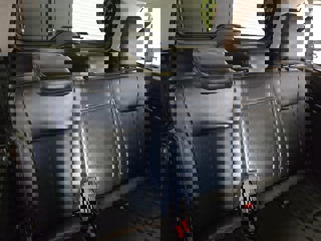 Used 2024 Ford Expedition Max XLT image 10