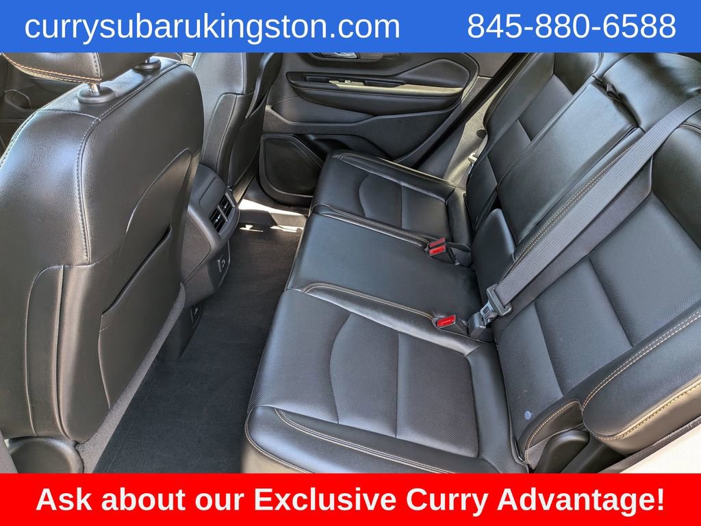 Used 2021 GMC Terrain SLT w/ Infotainment Package II AWD/4WD image 17