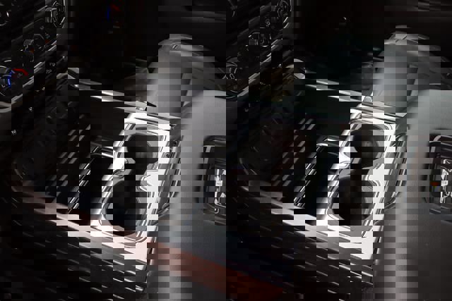 Used 2018 GMC Sierra 1500 SLT w/ Texas SLT Premium Package AWD/4WD image 25