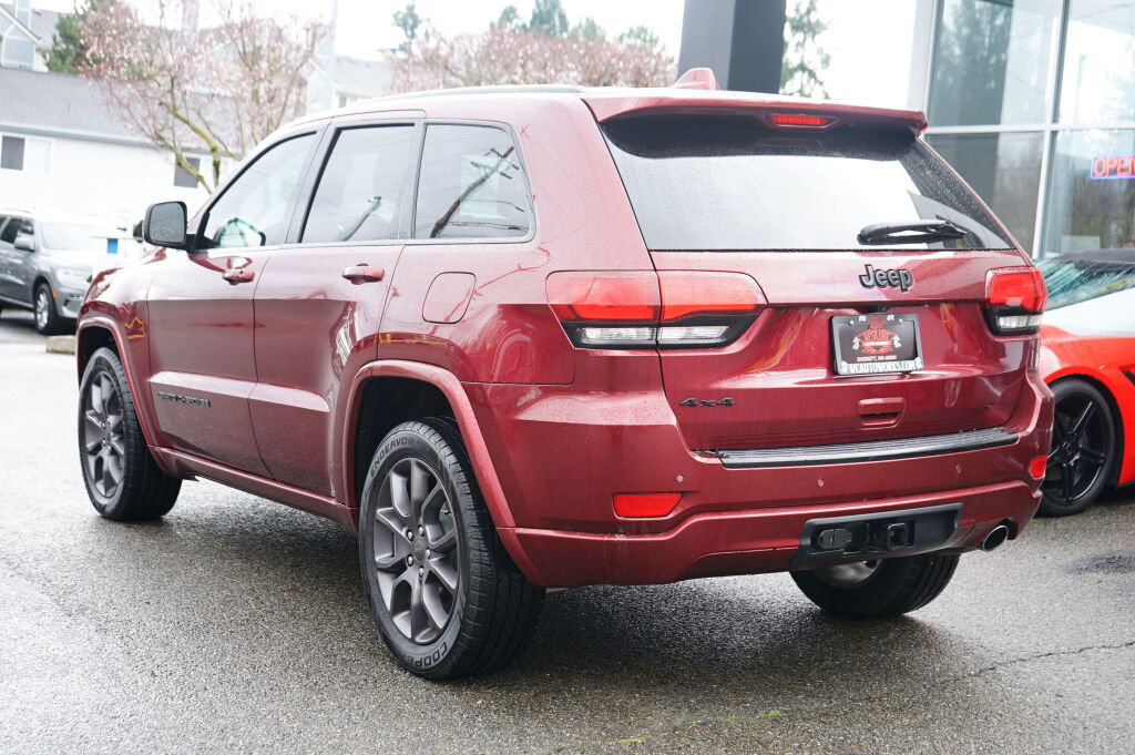 Used 2018 Jeep Grand Cherokee Altitude image 3