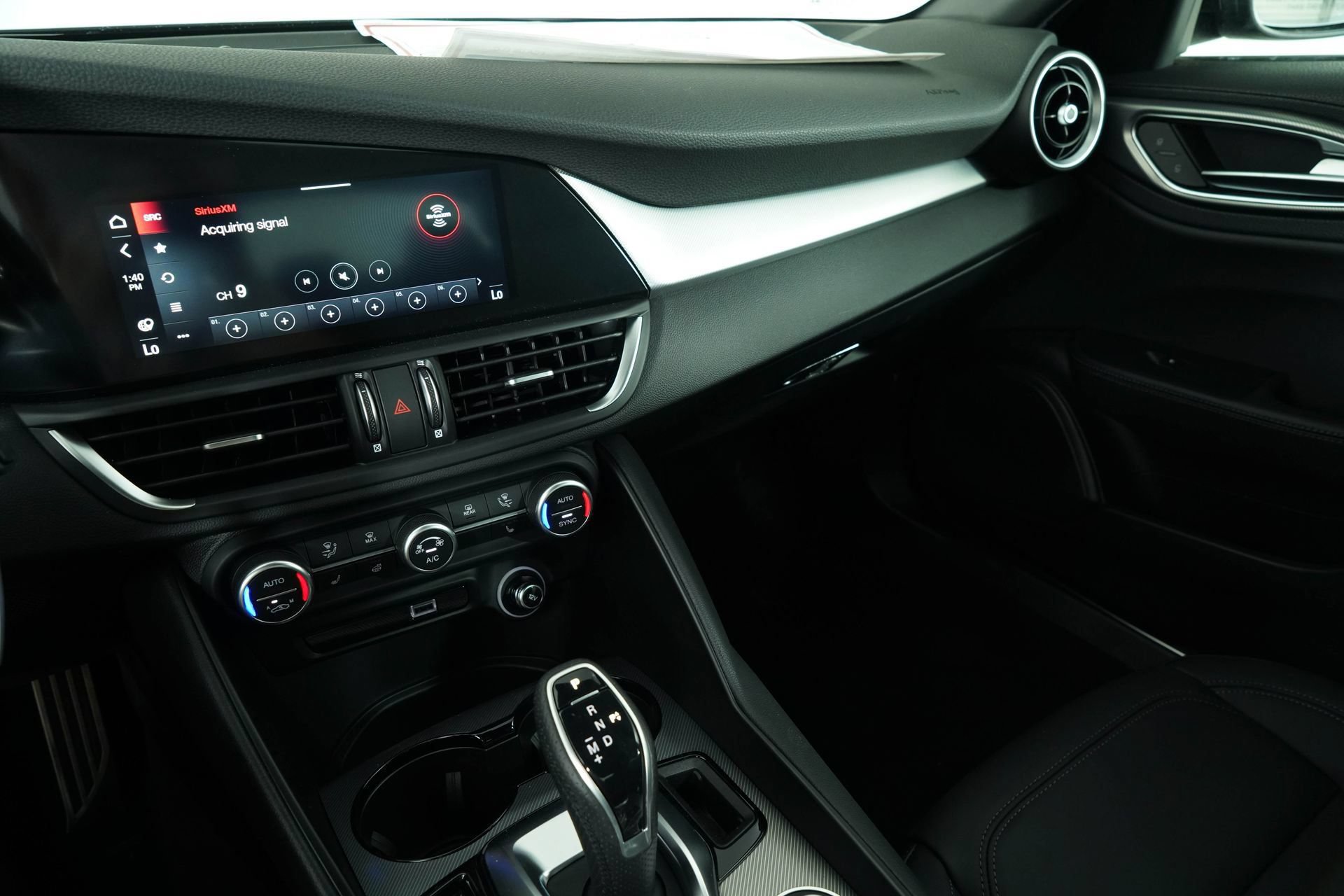 New 2025 Alfa Romeo Giulia w/ Driving Assist Package RWD image 26