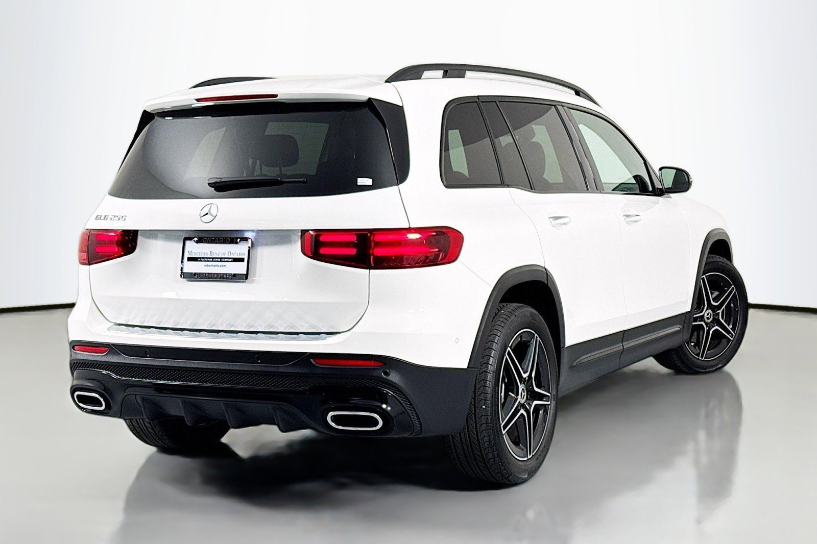 Used 2025 Mercedes-Benz GLB 250 GLB 250 image 12