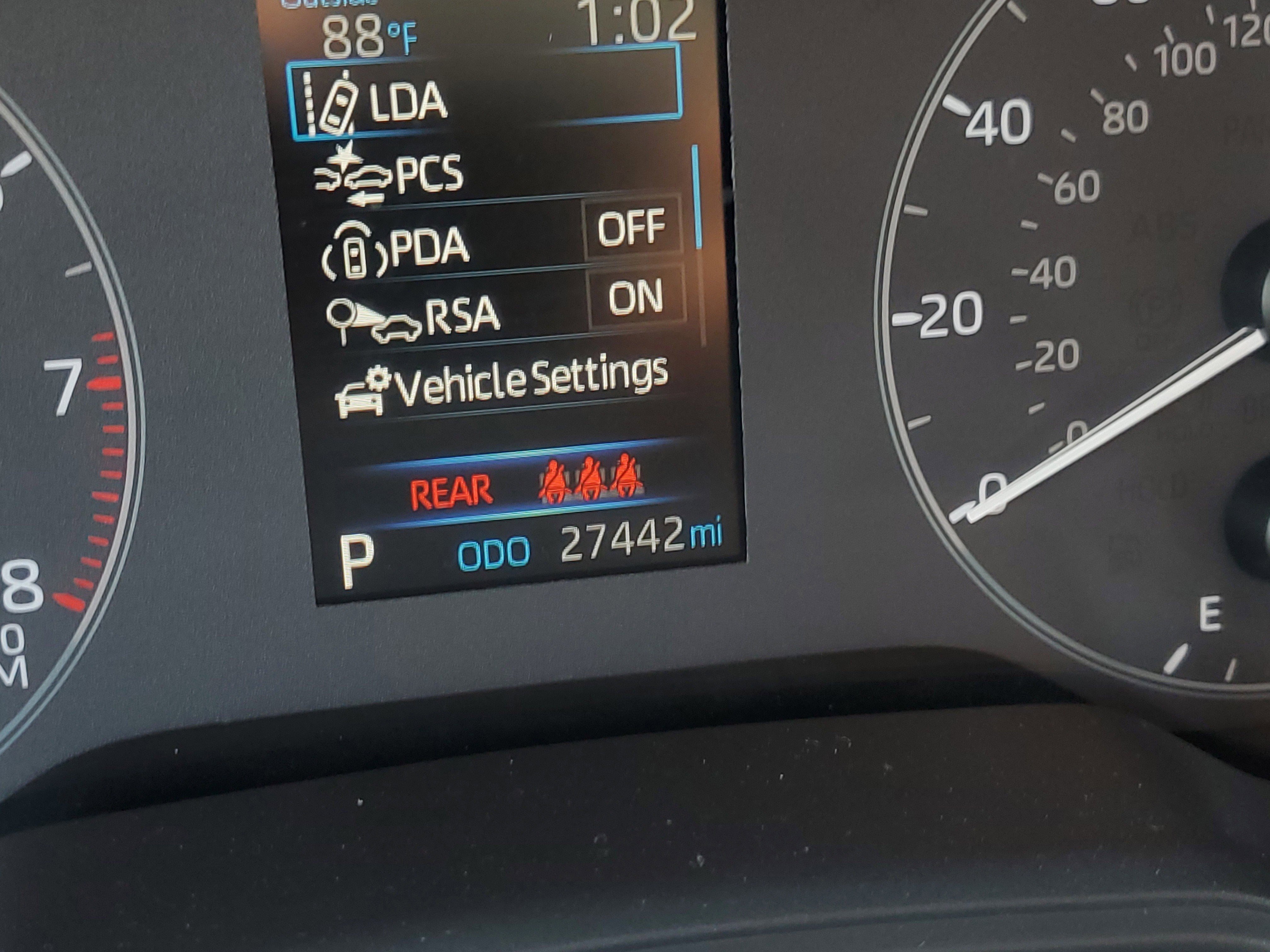 Used 2023 Toyota Corolla LE image 23