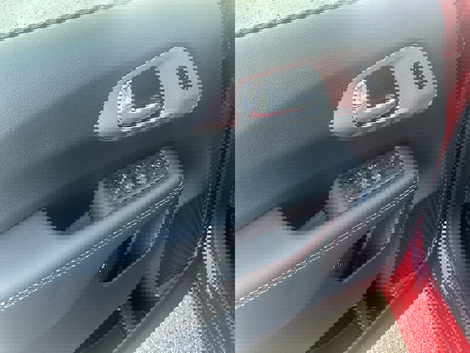 New 2024 Chrysler Pacifica Premium image 14