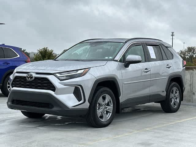 Used 2025 Toyota RAV4 XLE w/ Convenience Package
