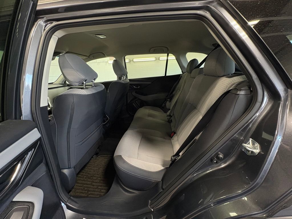 Used 2022 Subaru Outback Premium image 26