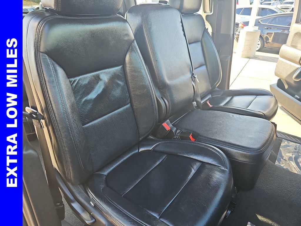 Used 2021 Chevrolet Silverado 1500 Custom w/ LPO, Dark Essentials Package image 11