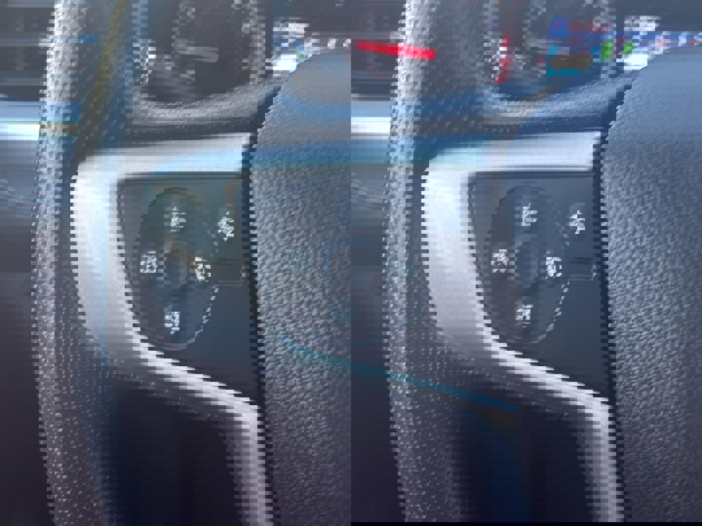 Used 2023 GMC Acadia SLE w/ Driver Convenience Package image 18