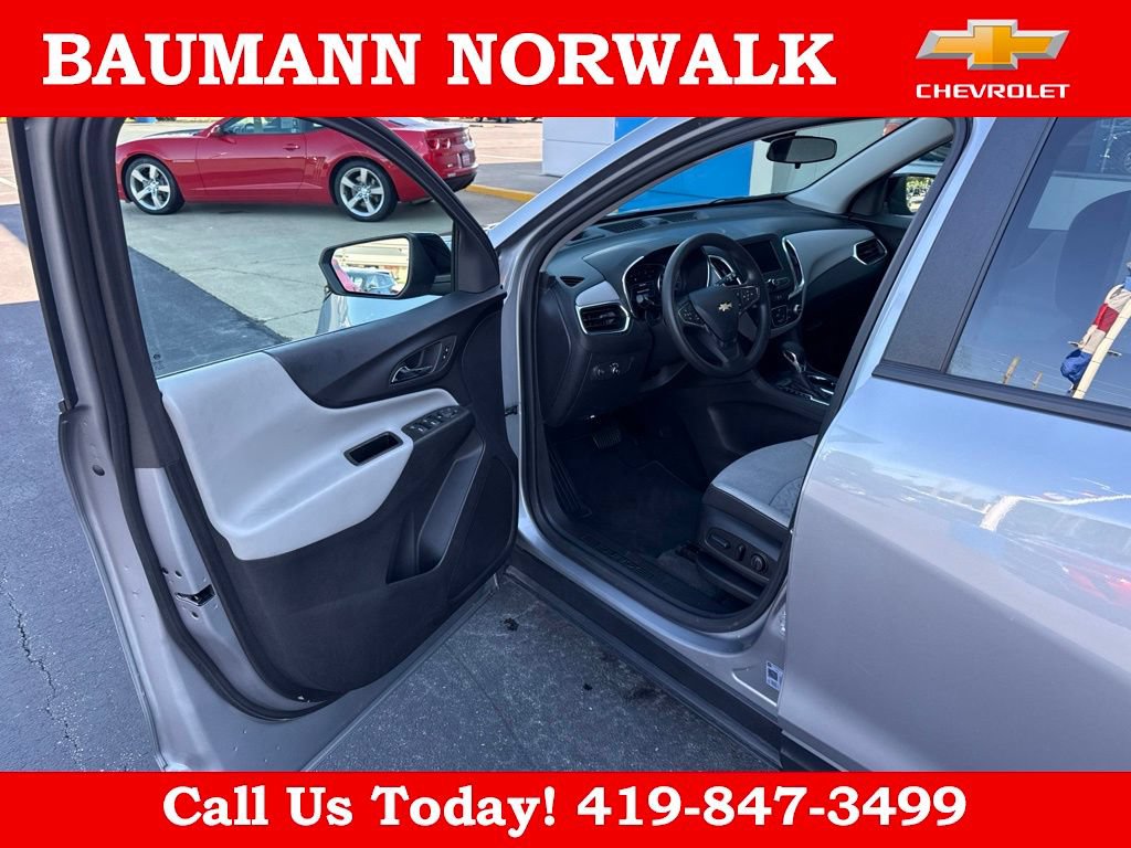Used 2024 Chevrolet Equinox LS w/ LS Convenience Package FWD image 16