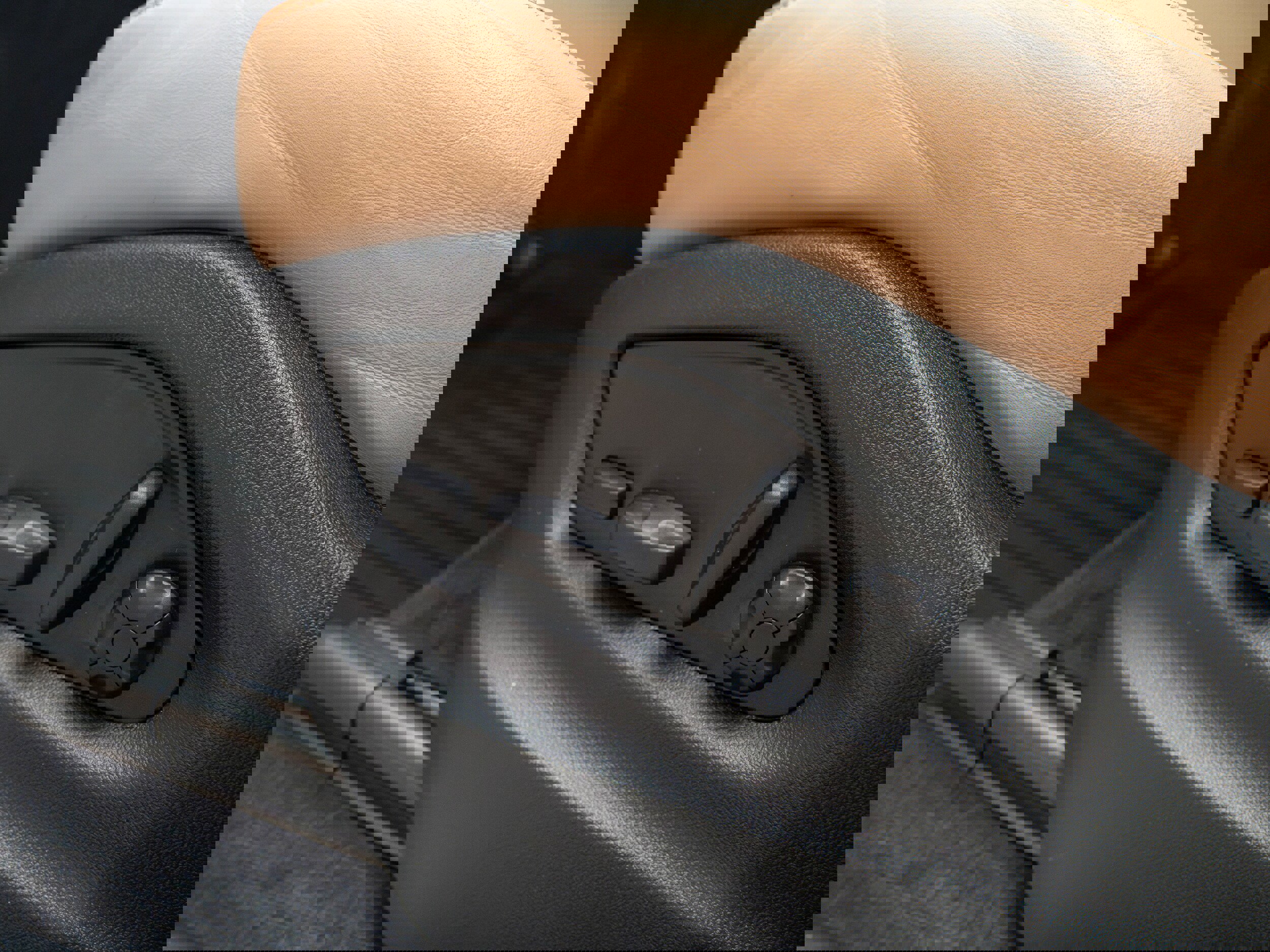 Certified 2024 Porsche Cayenne Coupe image 29